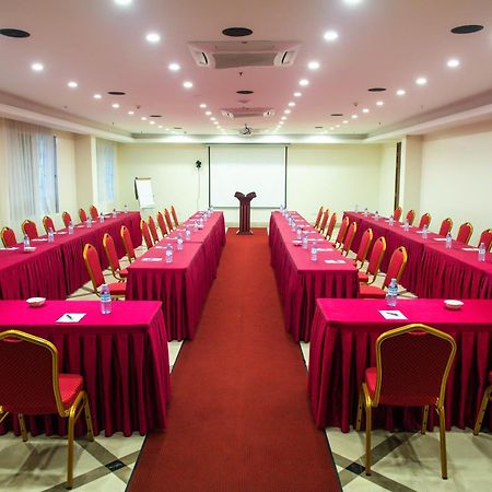 Admas Grand Hotel Entebbe Exteriér fotografie