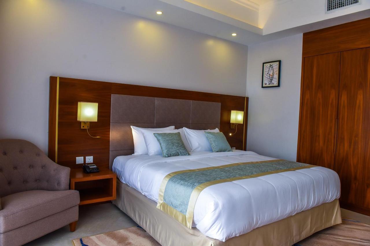 Admas Grand Hotel Entebbe Exteriér fotografie