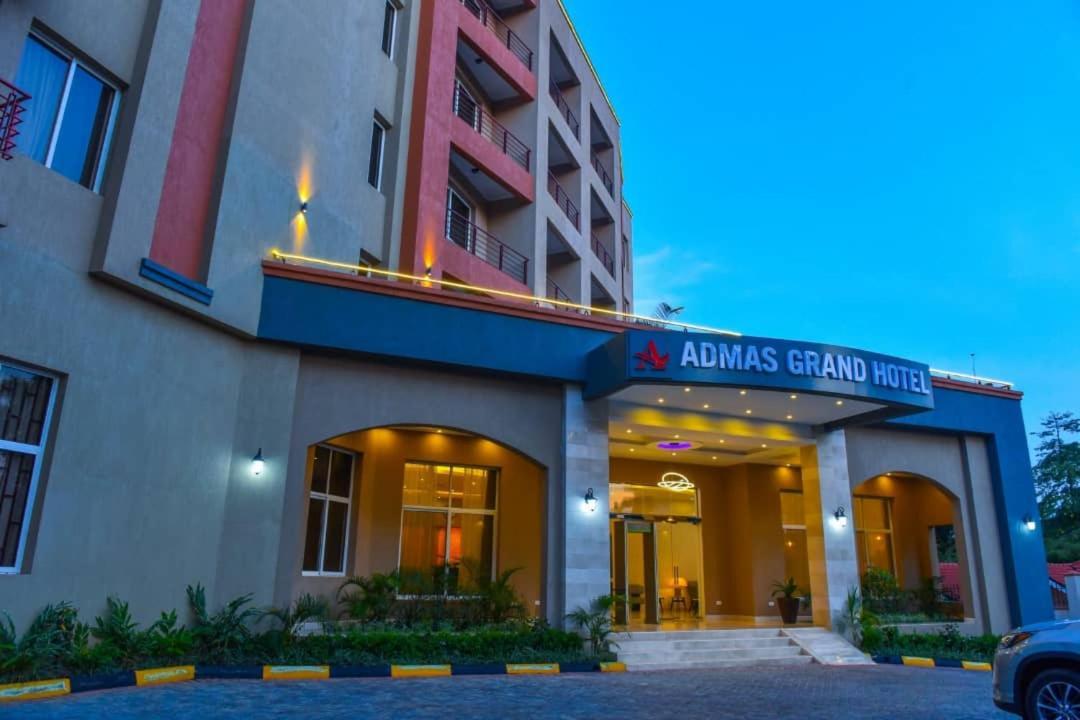 Admas Grand Hotel Entebbe Exteriér fotografie