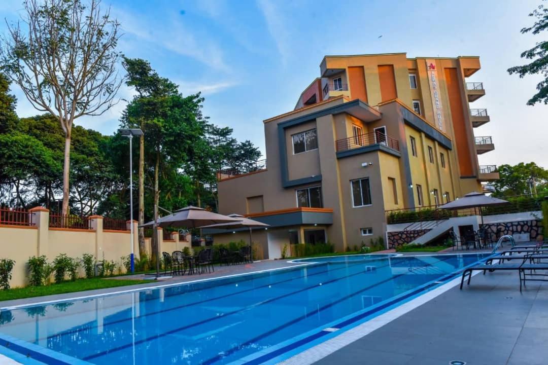 Admas Grand Hotel Entebbe Exteriér fotografie